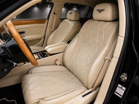 Used 2014 Bentley Flying Spur W12 AWD/4WD image 9