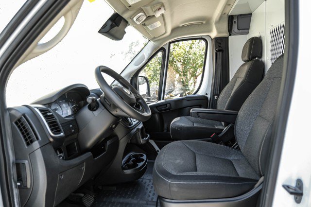 Used 2023 RAM ProMaster 2500 FWD image 3