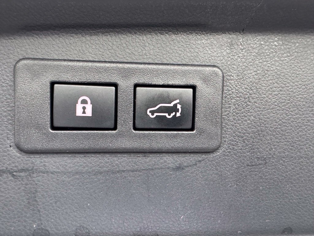 Used 2023 Subaru Outback Limited AWD/4WD image 14