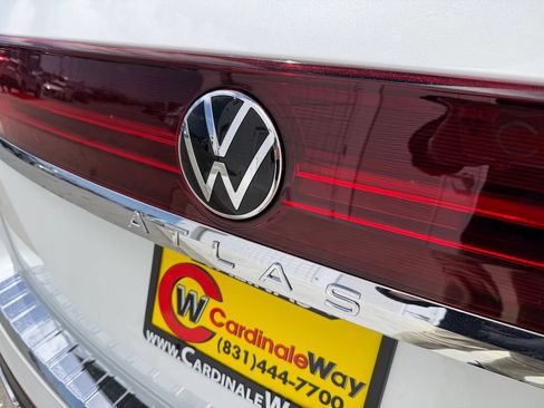 New 2026 Volkswagen Atlas SE FWD image 11