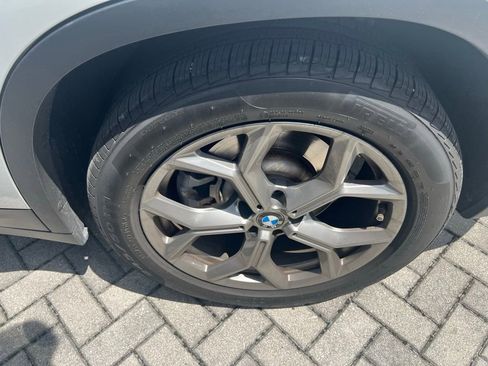 Certified 2024 BMW X3 xDrive30i w/ Premium Package image 8