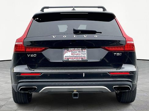 Used 2020 Volvo V60 T5 Cross Country w/ Protection Package Premier image 4