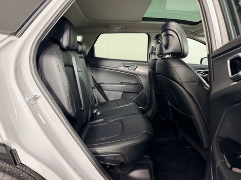 Used 2025 Kia Sportage SX FWD image 29