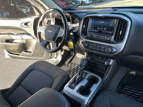 Used 2022 Chevrolet Colorado LT w/ Redline Special Edition image 16
