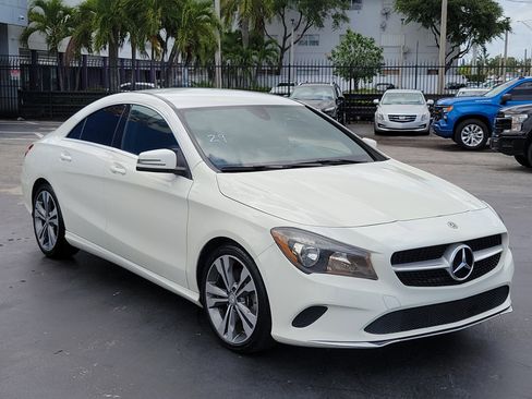Used 2017 Mercedes-Benz CLA 250 image 3
