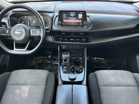 Used 2023 Nissan Rogue SV AWD/4WD image 4