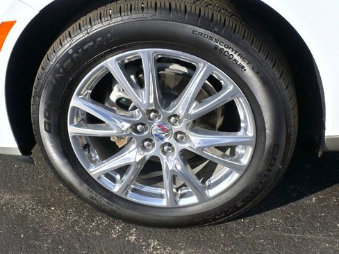 Used 2024 Buick Enclave Essence w/ Experience Buick Package image 31