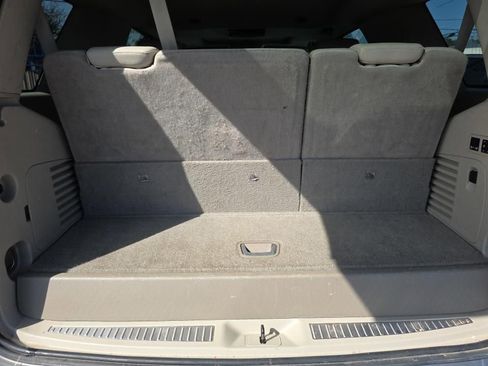 Used 2019 Cadillac Escalade Luxury image 6