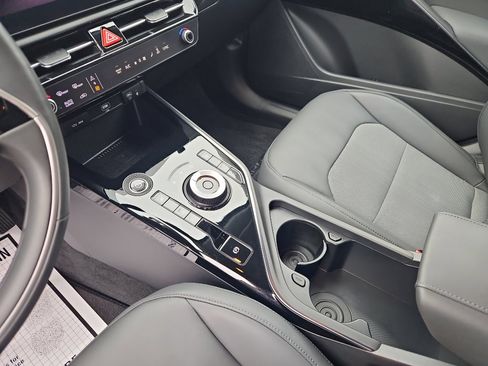 Used 2023 Kia Niro Wind w/ Wind Preserve Package image 20