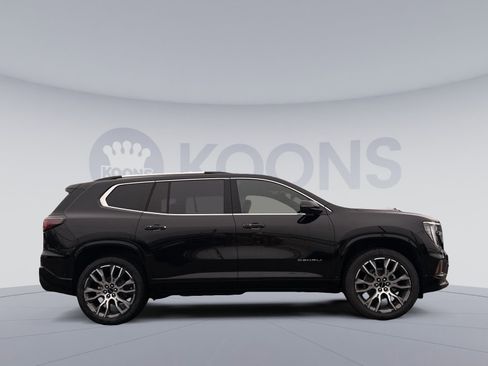 New 2026 GMC Acadia Denali Ultimate image 8