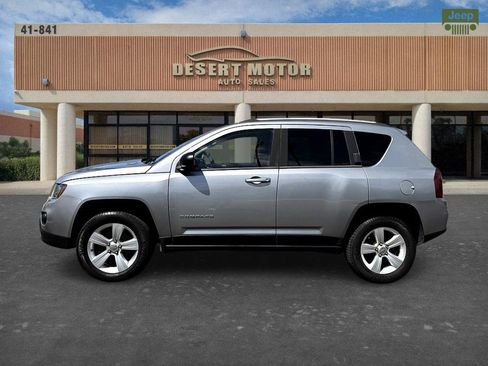 Used 2015 Jeep Compass Sport w/ Power Value Group FWD image 5