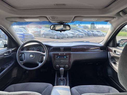 Used 2015 Chevrolet Impala LT w/ LT Sunroof Package FWD image 20