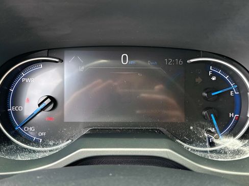 Used 2023 Toyota RAV4 XLE AWD/4WD image 27
