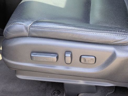 Used 2016 Honda CR-V Touring image 15