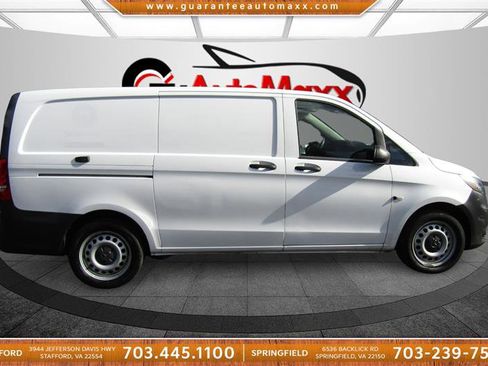 Used 2019 Mercedes-Benz Metris image 4