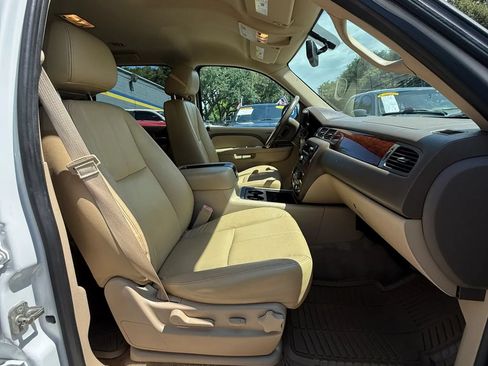 Used 2014 Chevrolet Tahoe LS w/ Texas Edition RWD image 18