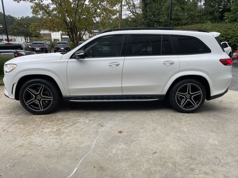 Certified 2023 Mercedes-Benz GLS 580 4MATIC image 15