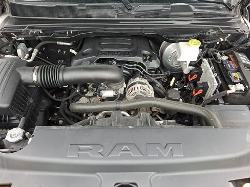 Used 2022 RAM 1500 Laramie AWD/4WD image 27