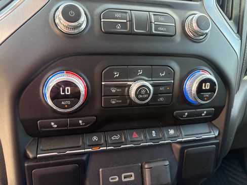Used 2020 GMC Sierra 1500 SLE w/ SLE Value Package RWD image 18