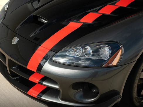 Used 2009 Dodge Viper ACR RWD image 77