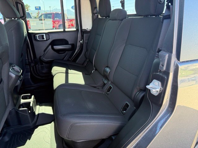Used 2021 Jeep Gladiator Sport AWD/4WD image 31