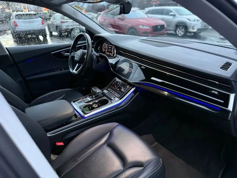 Used 2019 Audi Q8 Premium Plus w/ Premium Plus image 21