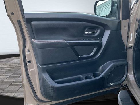 Used 2021 Nissan Titan PRO-4X w/ Pro-4x Utility Package image 24