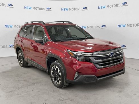 Certified 2025 Subaru Forester Premium w/ Convenience Package #1 AWD/4WD image 7