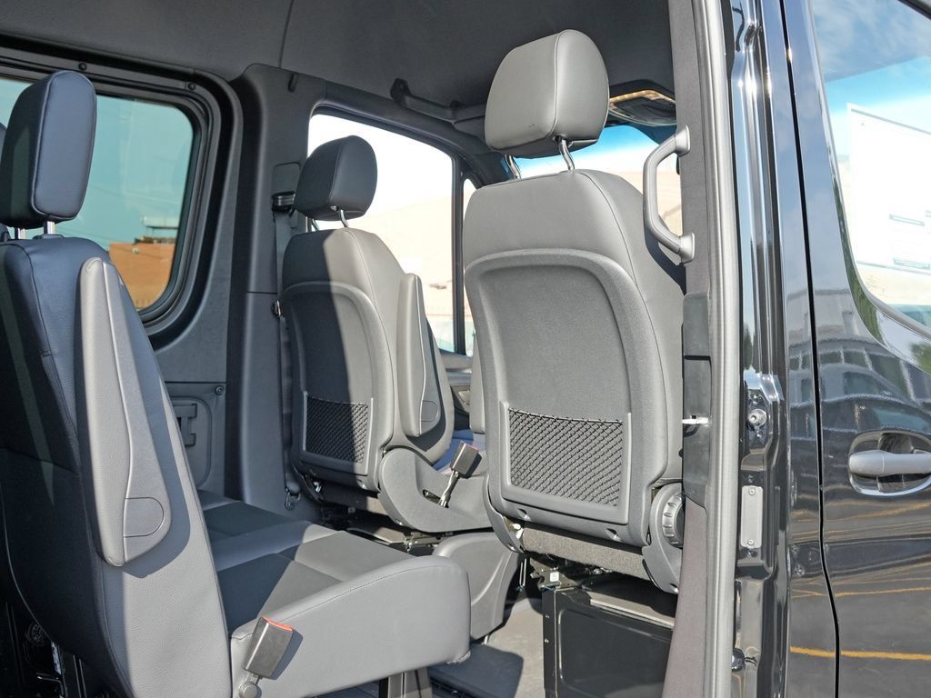 New 2026 Mercedes-Benz Sprinter 2500 image 8