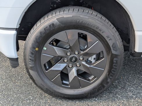 New 2025 Ford F150 Lightning Flash image 7