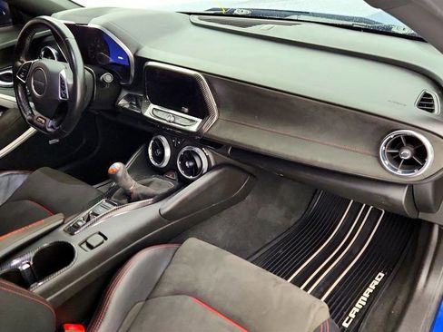 Used 2021 Chevrolet Camaro LT w/ RS Package image 25