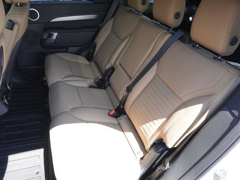 New 2026 Land Rover Discovery Dynamic SE AWD/4WD image 30