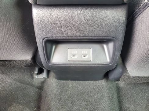 Certified 2025 Toyota Corolla LE FWD image 9