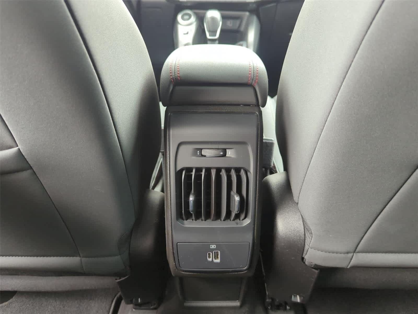 Used 2024 Dodge Hornet R/T w/ Tech Pack w/o Parking AWD/4WD image 27