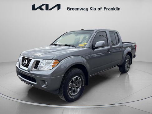 Used 2019 Nissan Frontier PRO-4X image 3