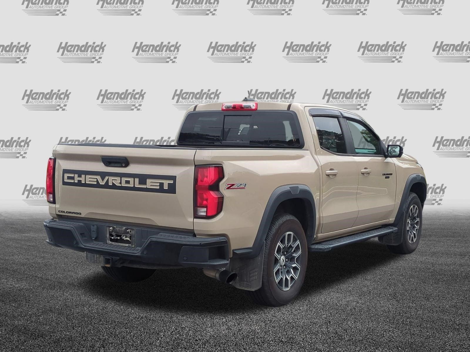 Used 2023 Chevrolet Colorado Z71 w/ Z71 Convenience Package 2 AWD/4WD image 10