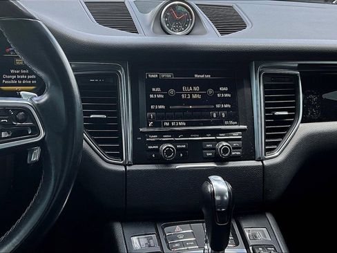 Used 2016 Porsche Macan S AWD/4WD image 9