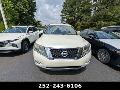 Used 2016 Nissan Pathfinder SL FWD image 7