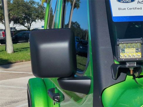 Used 2018 Jeep Wrangler Rubicon image 12