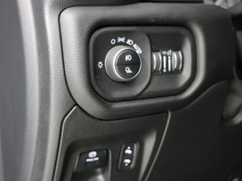 Used 2025 RAM 1500 Big Horn image 22