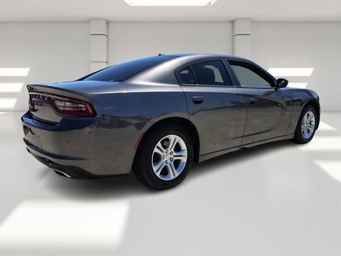 Certified 2022 Dodge Charger SXT w/ Leather Interior Group RWD image 5