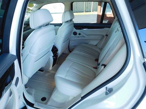 Used 2014 BMW X5 xDrive35i image 12