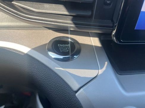 Certified 2023 Ford Explorer XLT image 25