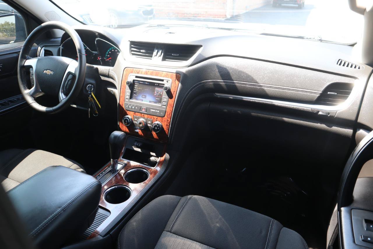 Used 2014 Chevrolet Traverse LT FWD image 11