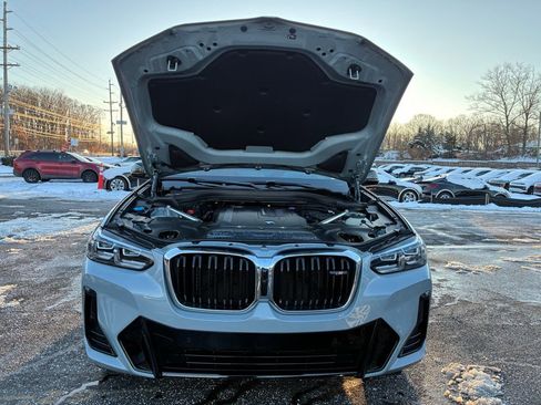 Used 2024 BMW X3 M40i w/ Premium Package image 9