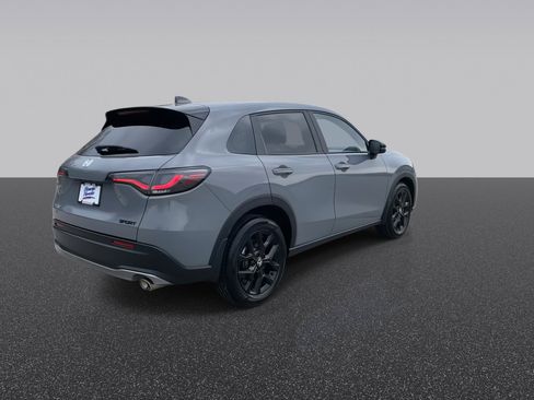 Used 2024 Honda HR-V Sport image 9