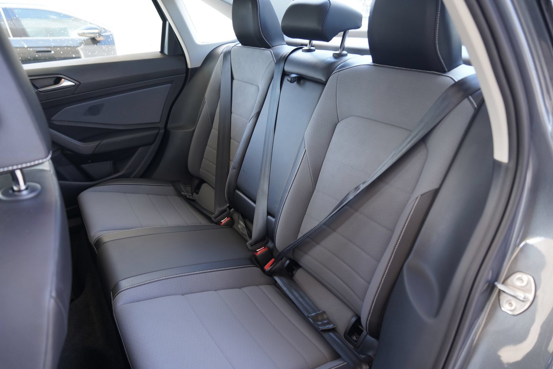 Certified 2026 Volkswagen Jetta SE FWD image 30