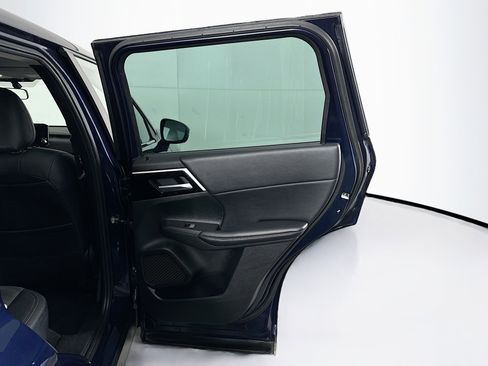 Used 2023 Mitsubishi Outlander SE image 33