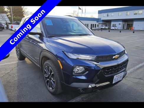 Used 2022 Chevrolet TrailBlazer ACTIV w/ Sun and Liftgate Package image 11