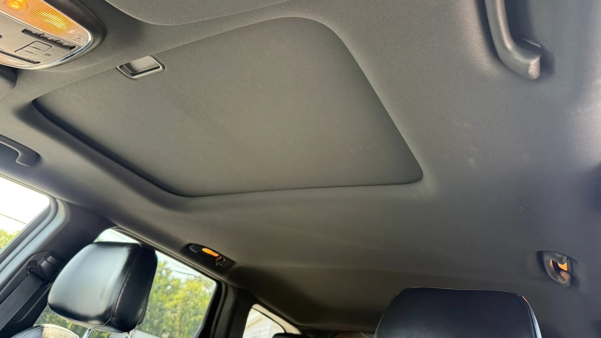 Used 2014 Jeep Grand Cherokee Limited AWD/4WD image 24